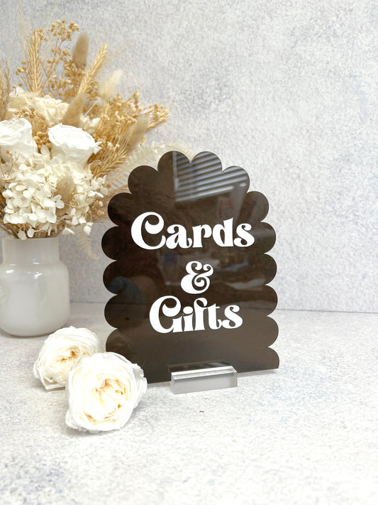 Scallop Edge Acrylic Arch Cards & Gifts Table Sign
