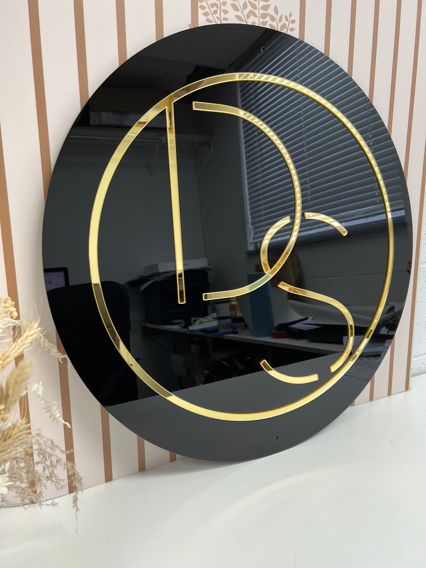 Circle Custom Logo Sign - 3D Acrylic Writing