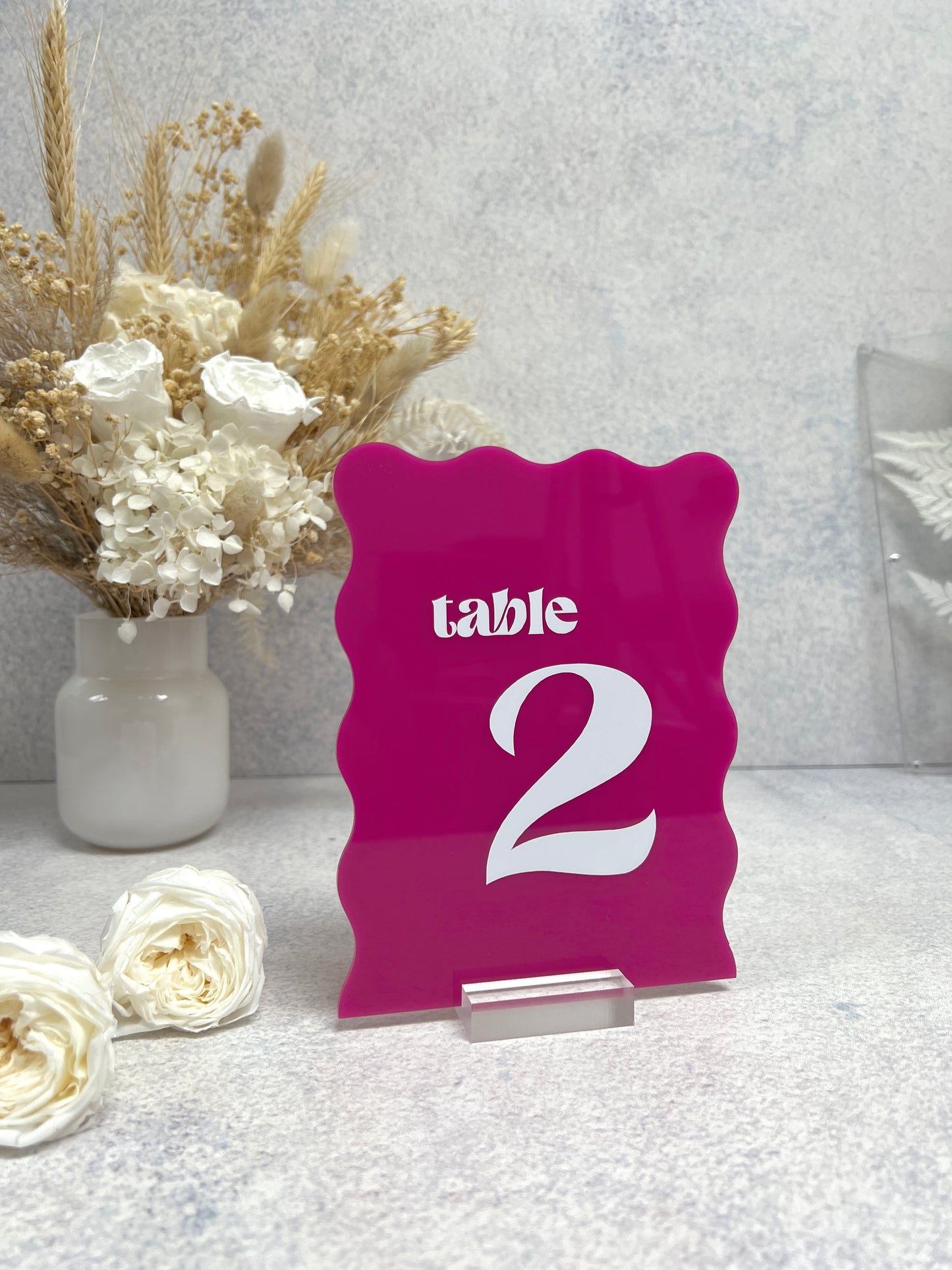 Wave Edge Table Number - Retro Font
