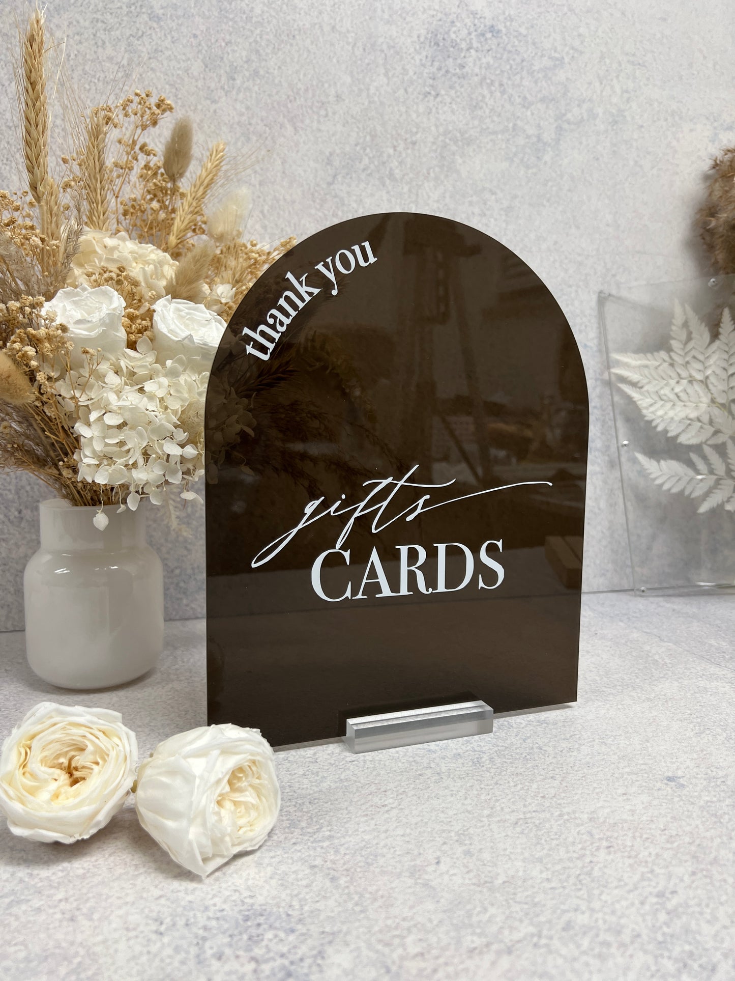 Cards & Gifts Arch Table Sign - Minimal font