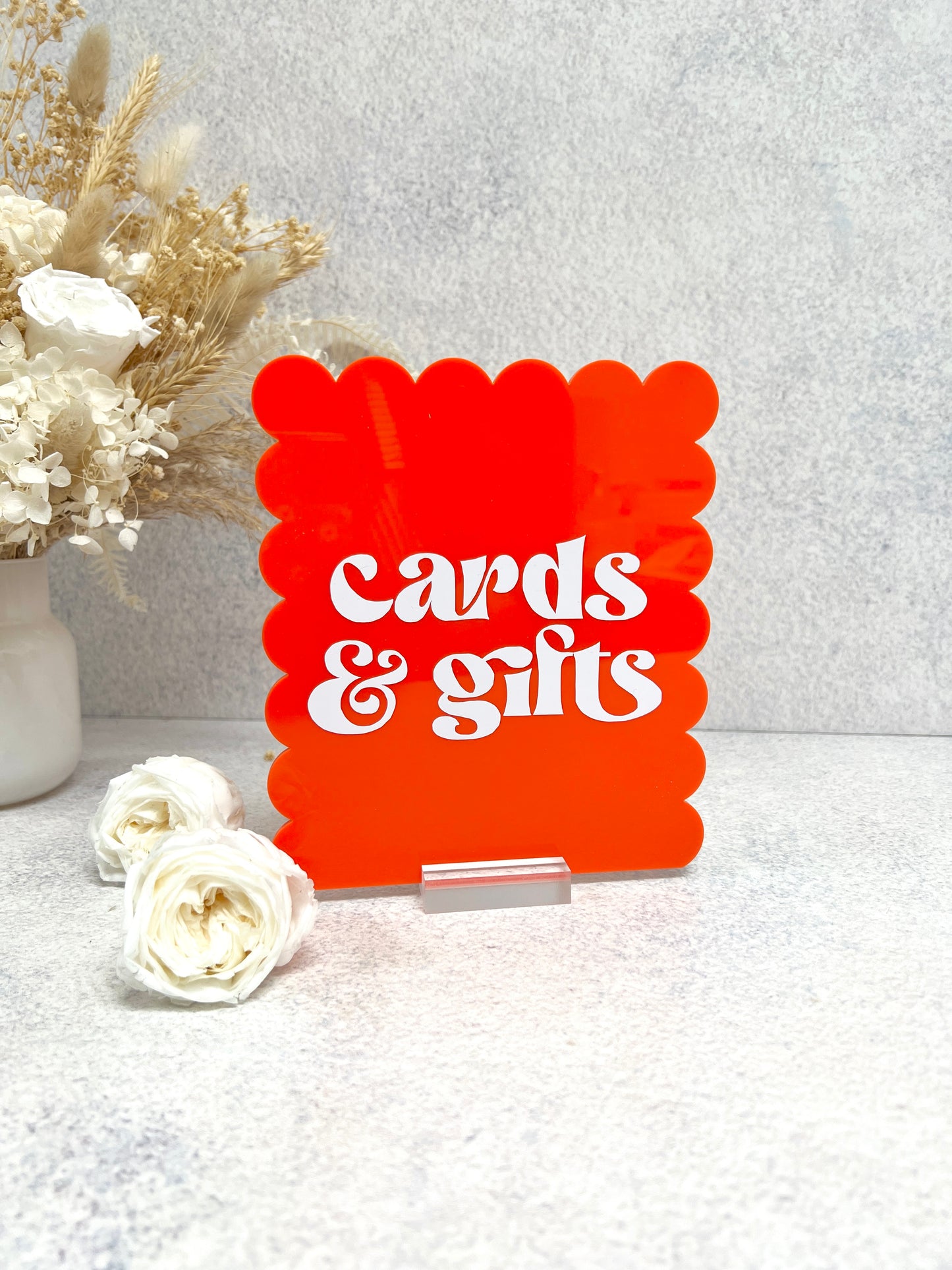 Cards & Gifts Table Sign - Wavy