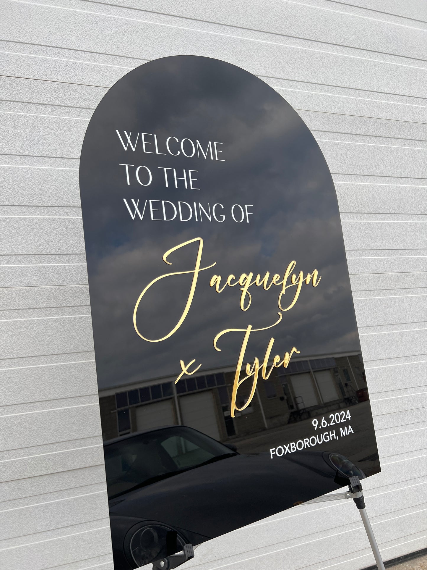 Acrylic Welcome Sign with 3D Acrylic Writing