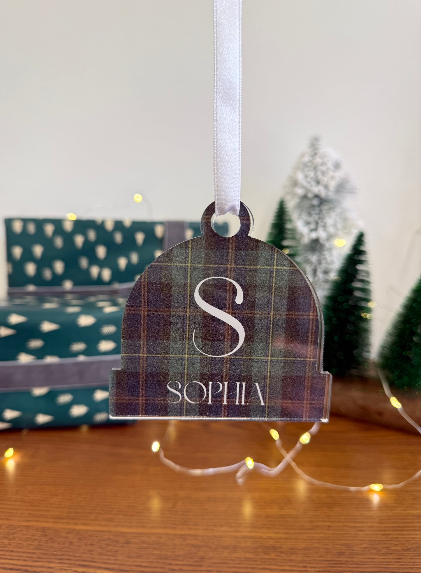 Festive Plaid Print Custom Acrylic Ornament – Personalized Holiday Keepsake