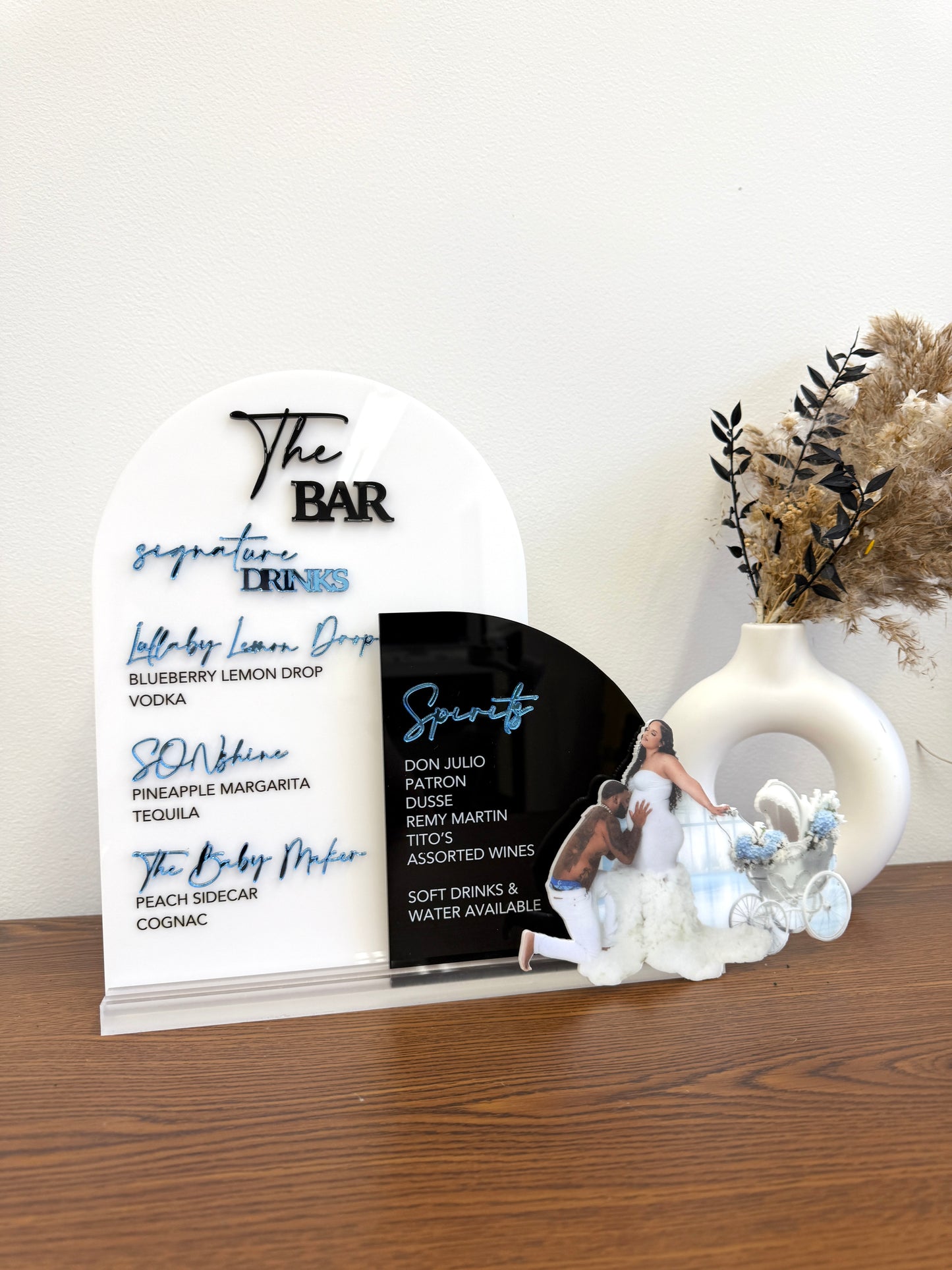 Double Arch Bar Menu with custom Photo Cutout